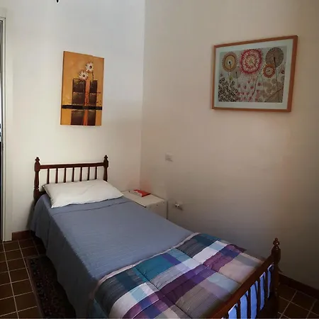 Il Borgo Di *